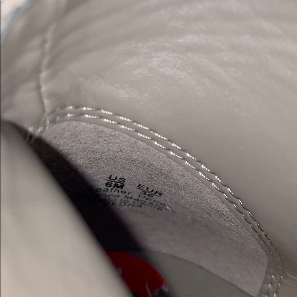 Sam Edelman Women’s Pedra Ankle Bootie Putty Suede - Picture 7 of 7